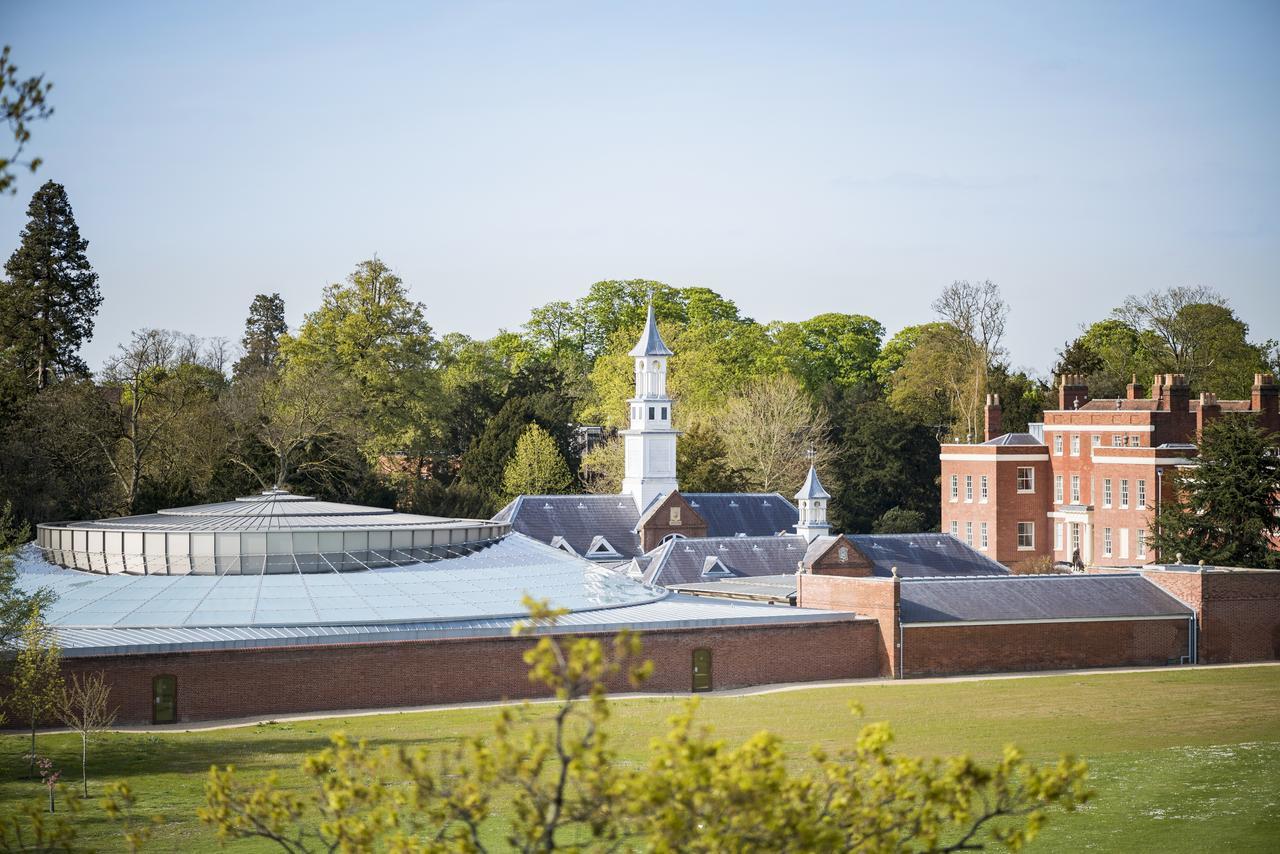 Hinxton Hall Hotel And Conference Centre Exterior foto